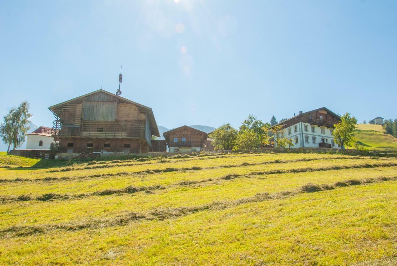 Bio-bergbauernhof Ederhias Farm stay