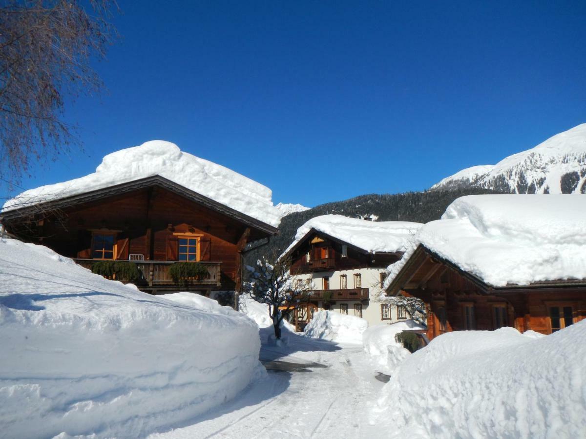 Bio-bergbauernhof Ederhias Farm stay *