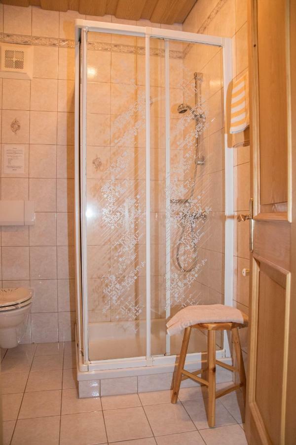 Bio-bergbauernhof Ederhias Farm stay Liesing